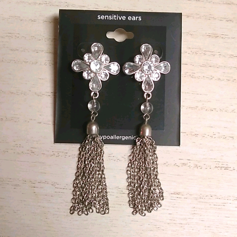 😻 3 For $15 Clear Bling & Silver Chain Tassels